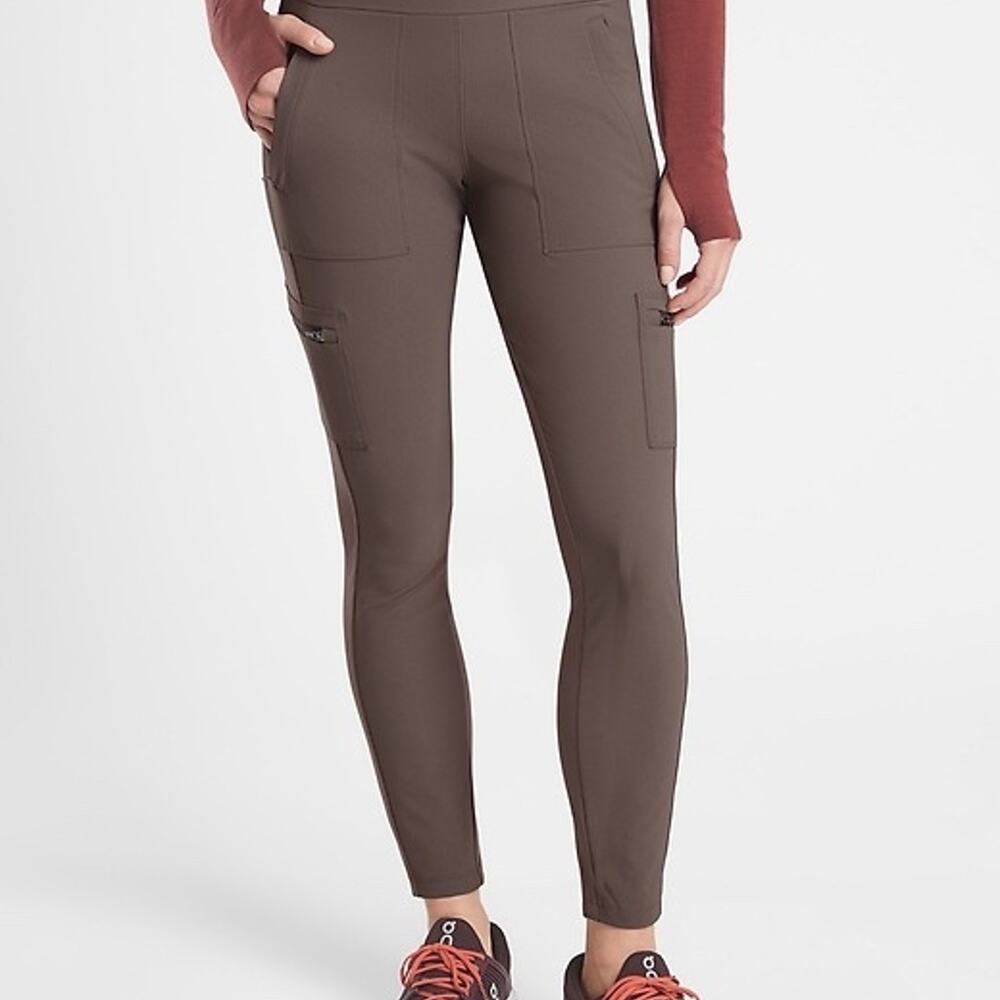 Athleta Athleta Headlands Hybrid Cargo Tight Size 2